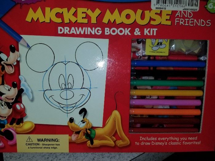 Mickey Mouse Drawing kit