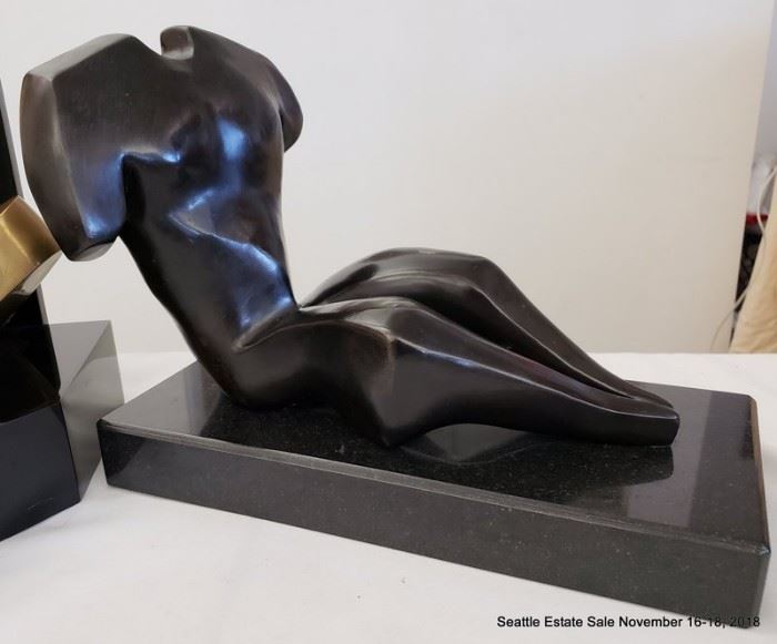 Vintage Art Deco patinated Bronze figural sculpture