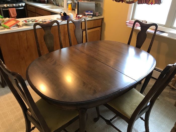 Baumritter Whitney  - Dining table with 6 chairs