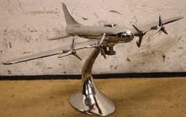 Marge Carson airplane