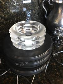 REVOLING LIGHTED ART PEDESTALS