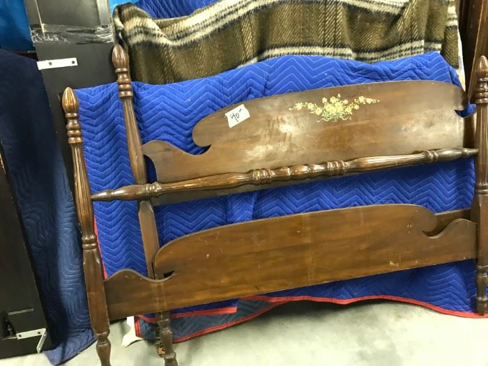 poster bed, full size