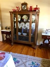 Tiger Oak Bk Case/China Cab