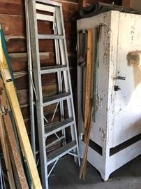 6ft ladder, Old White cabinet