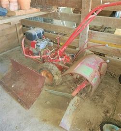 This Troy bilt rototiller will come in handy for all of your gardening needs. Complete with a Dozer blade for light grading and a Hiller or furrower. Also includes a 6.0 horsepower chore King Tecumseh motor. This item has not been tested.