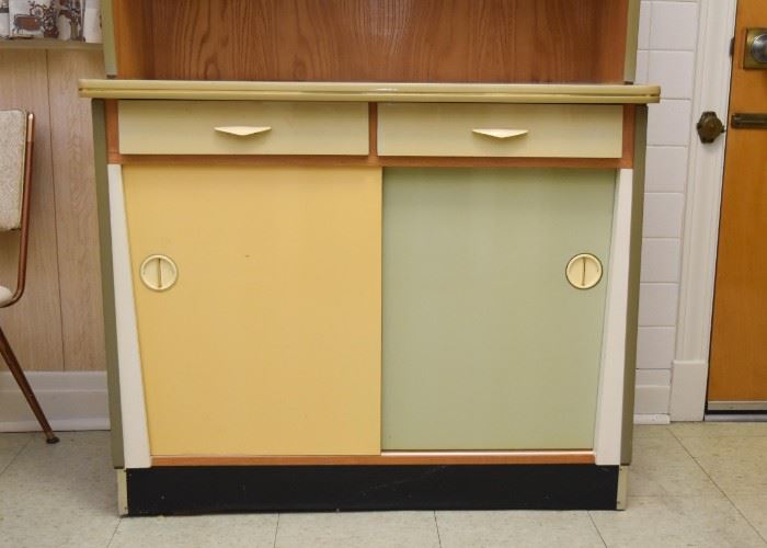 Vintage Kitchen Cabinet Unit (approx. 40.5" L x 17.75" W x 67.5" H)