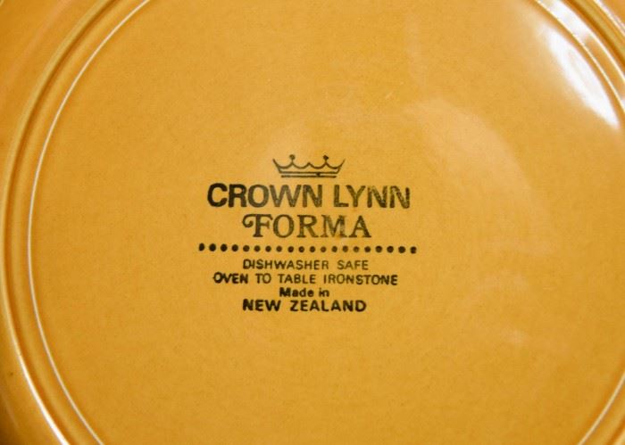 Vintage Ironstone Crown Lynn Forma Dinnerware (New Zealand)