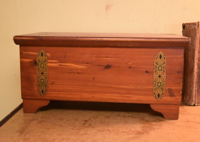 Vintage Wooden Storage Box (Mini Chest)