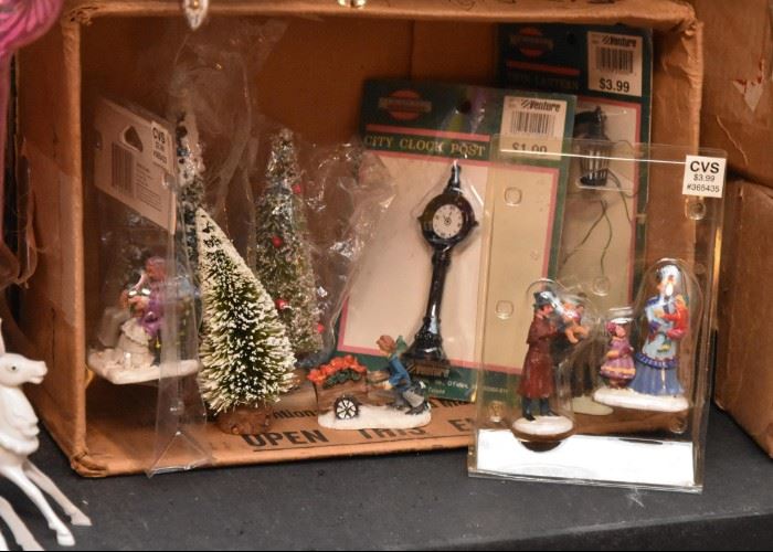 Christmas Decor /Miniatures 