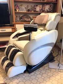 OSAKI OS-4000T Massage Chair. AMAZING EXPERIENCE! 
