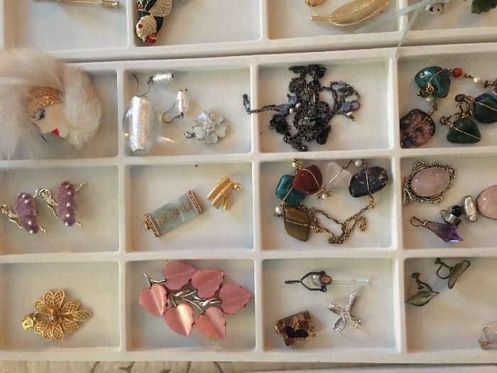 Murano beads ,rose quartz & other gemstones 