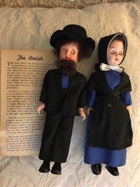 Amish - tourist dolls