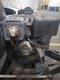 Hot Tar Kettle Roofing Asphalt on Trailers....