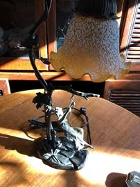 wonderful iron based antique lamp 