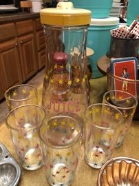 So fun! Vintage Juice Pitcher & Glasses