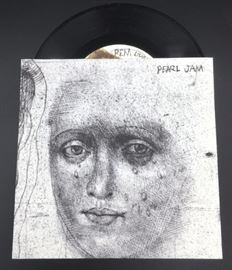 Pearl Jam Single 45 "Happy When Im Crying" Vinyl