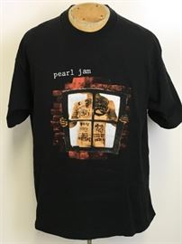 Pearl Jam "Window Pain" concert tee, mens XL