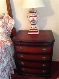 One of two 4-drawer nightstands; one of two vintage floral urn lamps
