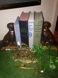 Darling dog bookends