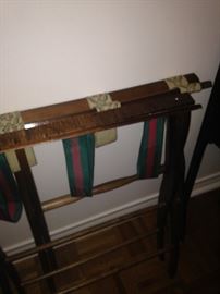 Luggage rack