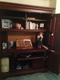 Large armoire
