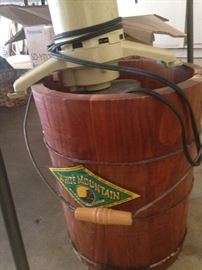 White Mountain ice cream freezer