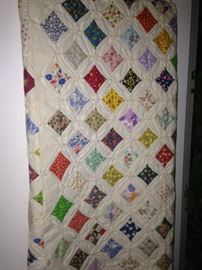 Wow! Eye-catching colorful quilt