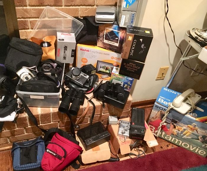 Various cameras, binoculars, bet movie & player 