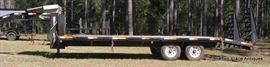Crossley 21 foot Gooseneck Trailer with loading Ramps