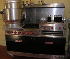 Vulcan Large Gas Stove, also has the chimney and Vent