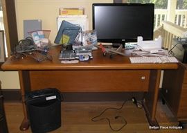 Sauder Computer Desk