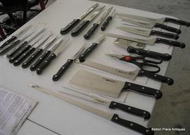 Ronco set of unused as new Knives