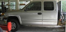 1999 2500 HD Chevrolet Truck 4WD, 217,000 miles and running like a charm