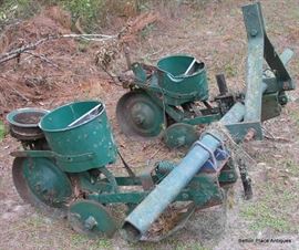 Hehai Two row Planter , fair condition