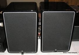 Speakercraft Amp and three speakers