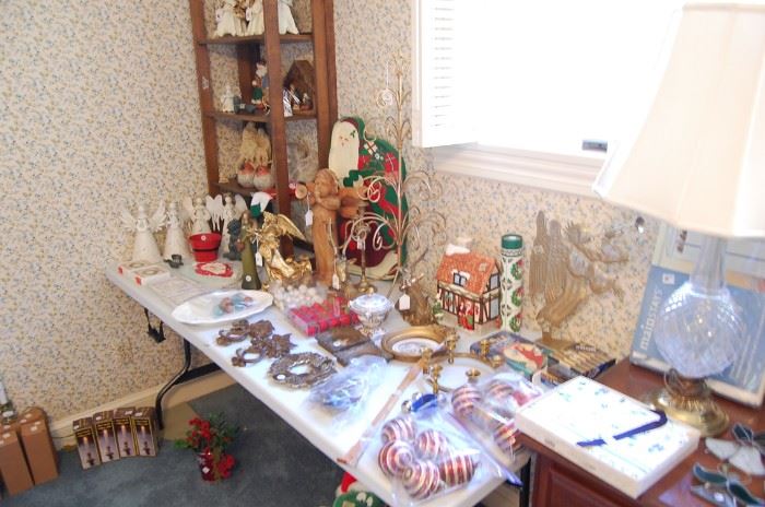 Upstairs bedroom--christmas collectibles