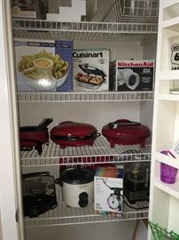 All Kinds of Kitchen Appliances! Some New in the Box  Cuisnart, KitchenAid and More. Electric Queso Set, Sandwich Maker ...