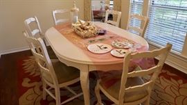 Gorgeous Dining Table and Six Chairs