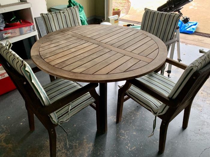 Teak Table and 4 Teak Chairs with cushions