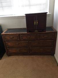 7 drawer chest