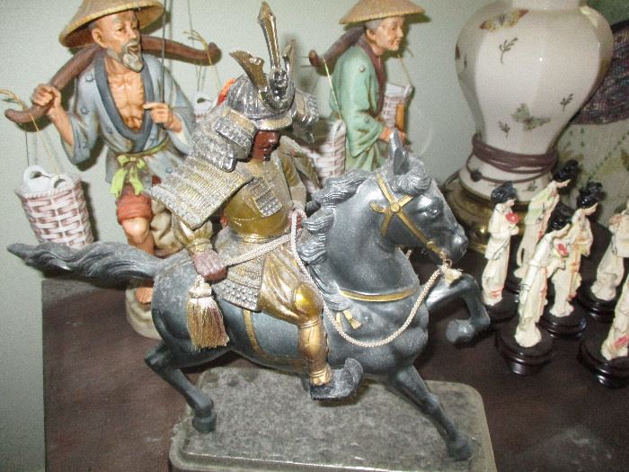 Samari statue