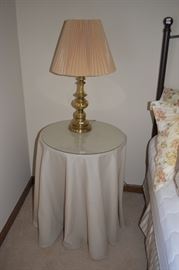 ACCENT TABLE, LAMP