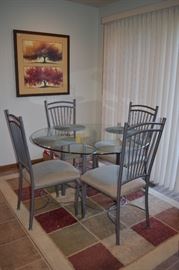 GLASS/METAL ROUND TABLE W/4 CHAIRS