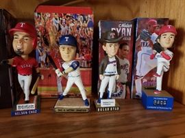 Bobble heads