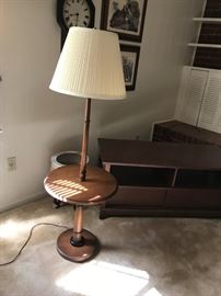 #25 round wood table floor lamp $75.00