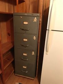 #63 4 drawer file cabinet metal $45.00