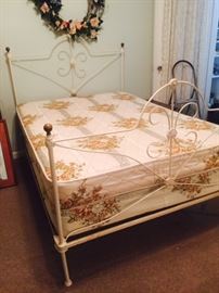 Full Size Antique Iron Bed