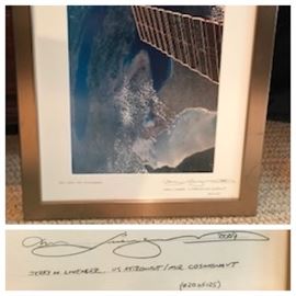 Astronaut, Jerry Linenger signed photo - Michigan from space
