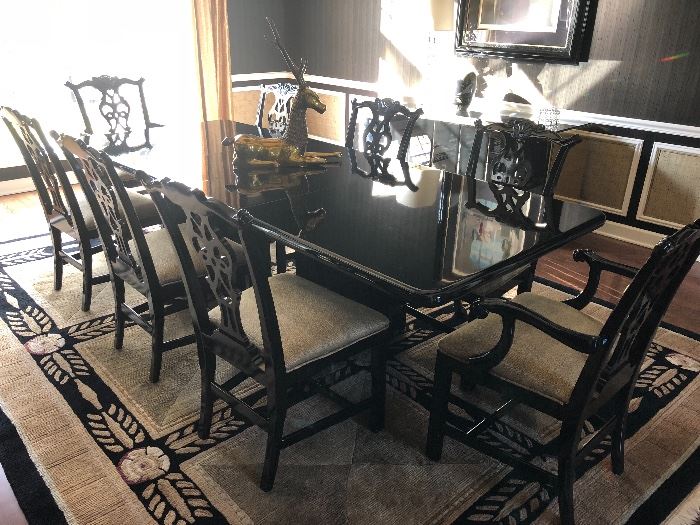 Exquisite dining table, black lacquered wood; 8 chairs
