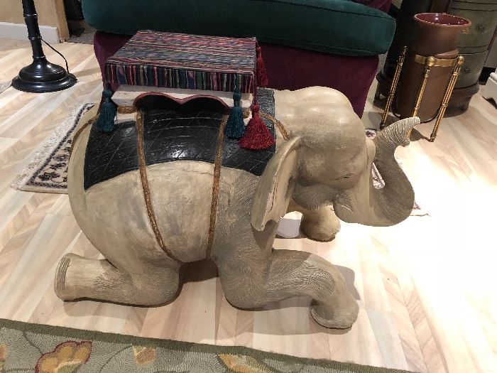 Large elephant small table/plant stand